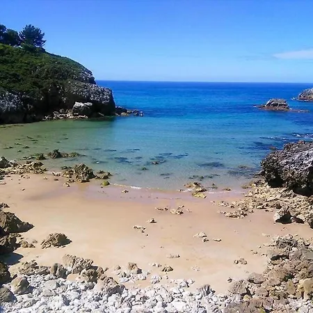 منزل ريفي La Escallada *